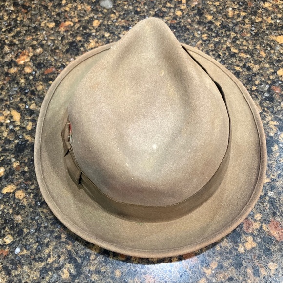 VTG 1960s era Bee Hats Custom Made Brown Beaver Felt Fedora Distressed Worn Sz 7 - Picture 4 of 15